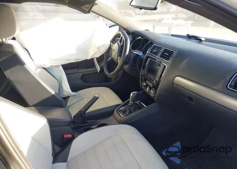 2016 Volkswagen Jetta 1.8T Sport from USA, damaged, VIN 3VWD17AJ3GM227458